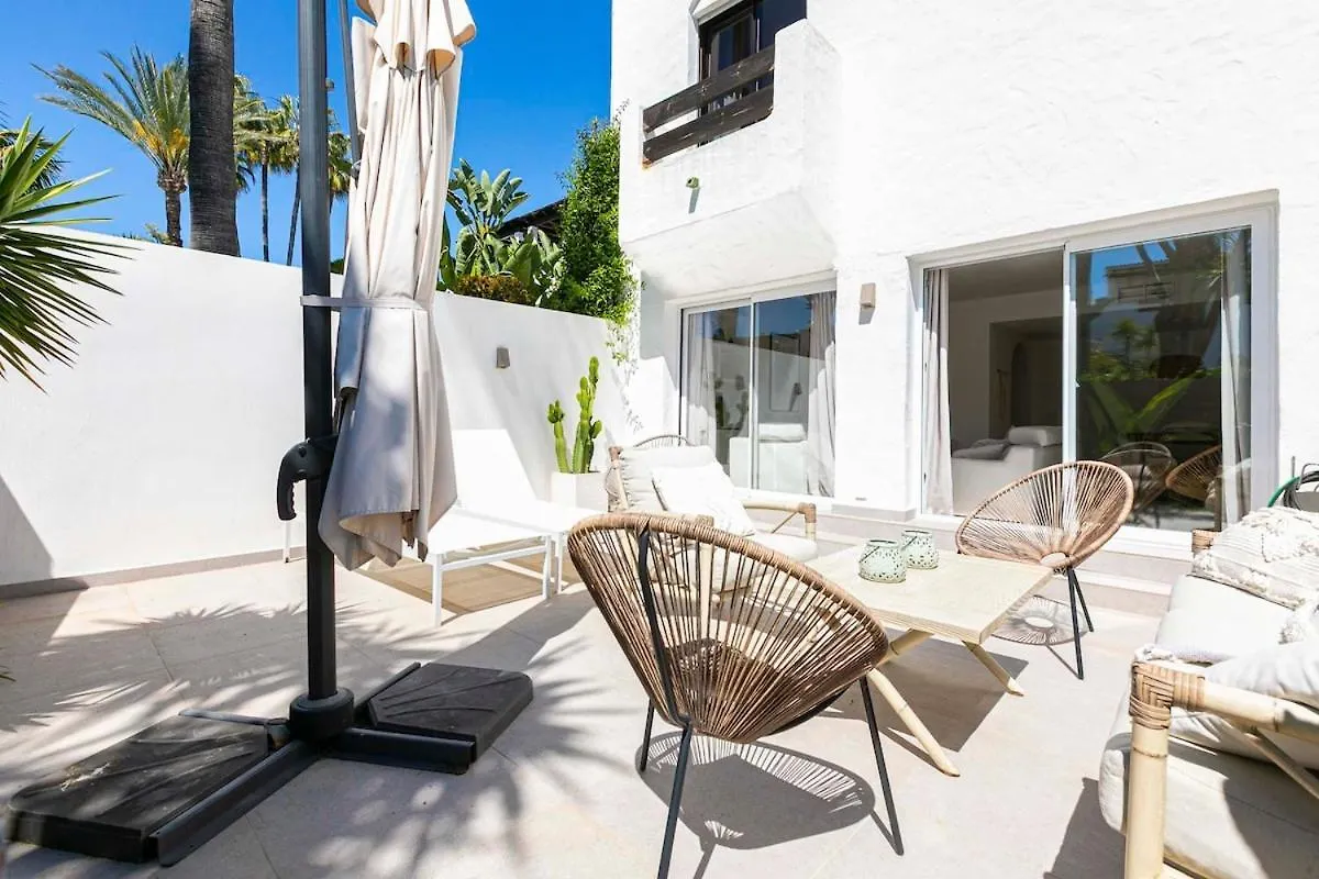 Beachside , 3 Bedroom Townhouse In 마르베야 0*,  스페인