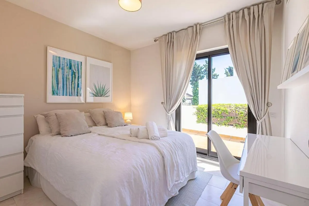 펜션 Beachside , 3 Bedroom Townhouse In 마르베야 스페인